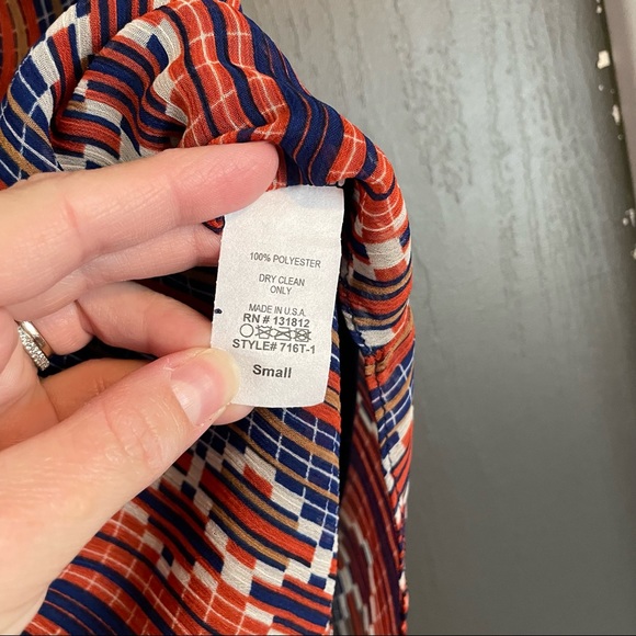 Judith March Geometric Aztec Abstract Print One Shoulder Flare Sleeve Top - Picture 8 of 9